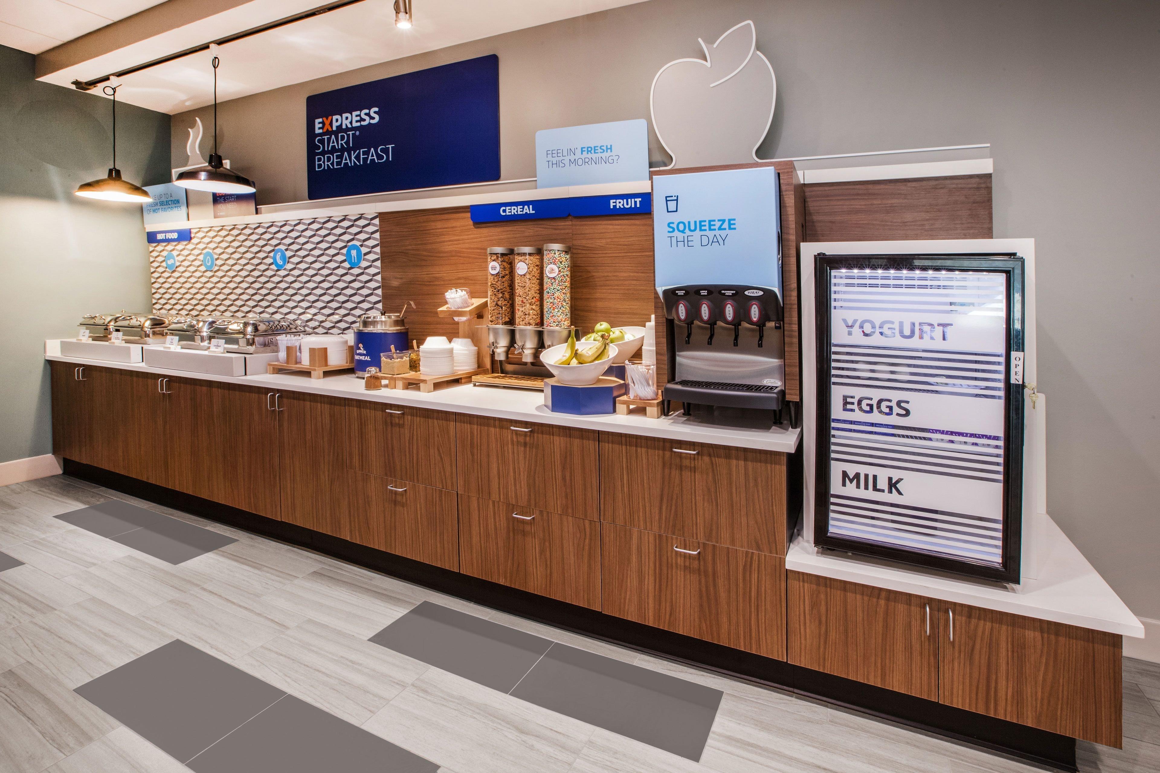Holiday Inn Express And Suites Alpine By Ihg Екстериор снимка