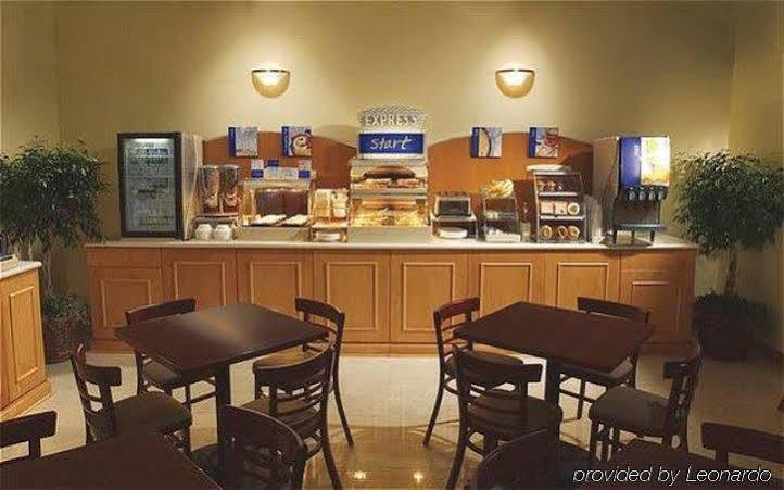 Holiday Inn Express And Suites Alpine By Ihg Екстериор снимка